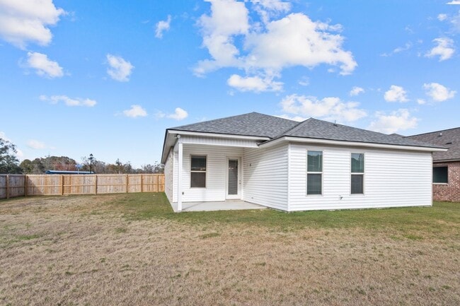 Building Photo - 825 Mano Myrtle Dr
