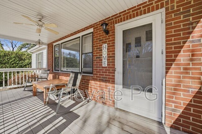 Building Photo - 9002 Michaux Ln