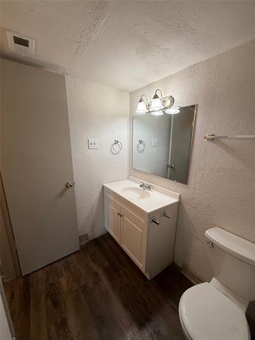 Building Photo - 3627 Almazan Dr