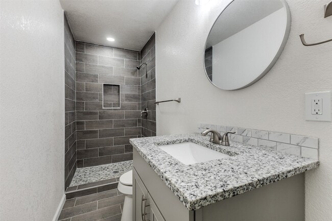 Building Photo - 2908 Scottsbluff Dr