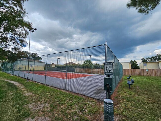 Building Photo - 247 Thorntree Pl