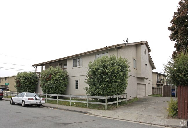 Building Photo - 475-481 Willow Ave