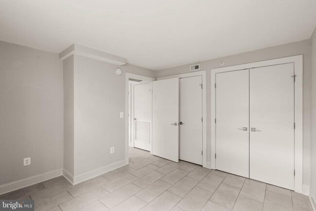 Building Photo - 1311 13th St NW