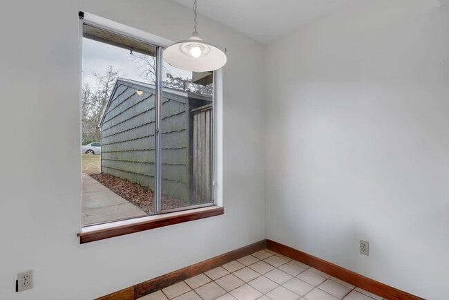 Building Photo - 3128 Blairstone Ct