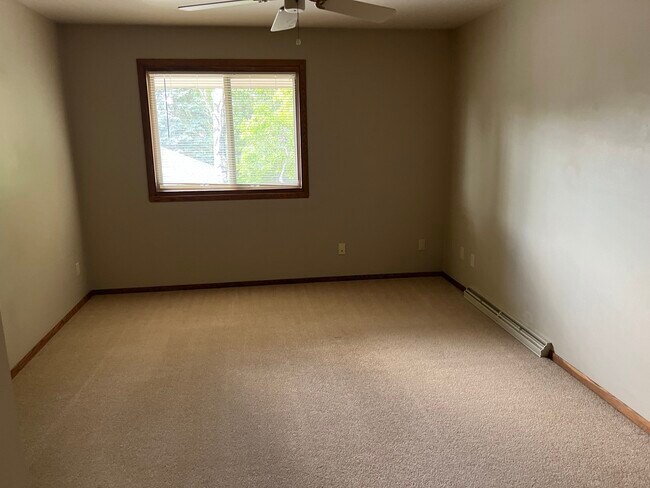 2nd floor bedroom (BR 3) - 1224 E Longview Dr