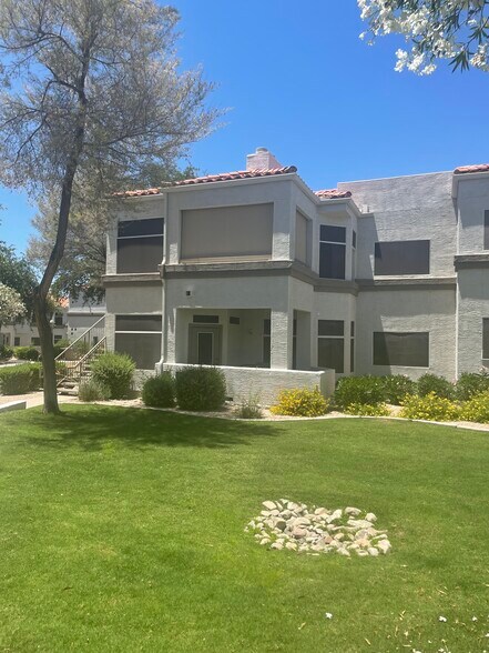 Building Photo - 11375 E Sahuaro Dr