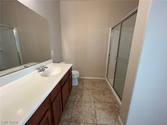 Building Photo - 6868 Sky Pointe Dr
