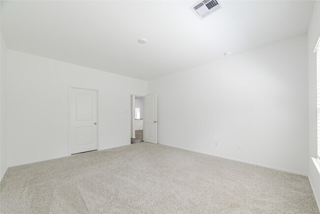 Building Photo - 5619 Simcrest Grove Dr