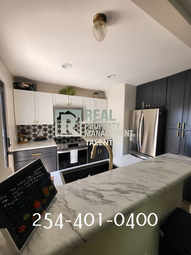 Building Photo - Coming in JULY!! Newly Remodeled 3-Bedroom...