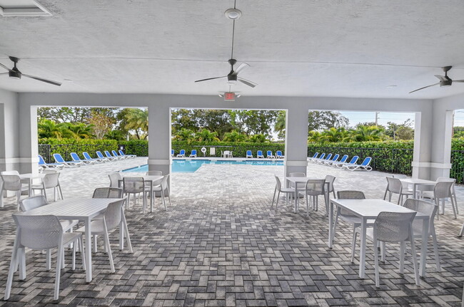 Building Photo - 4645 Meyerson Pl