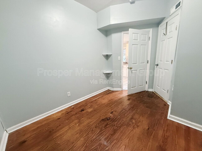 Building Photo - 4 Woodall Court