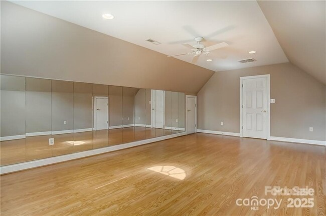 Building Photo - 8005 Weddington Downs Dr