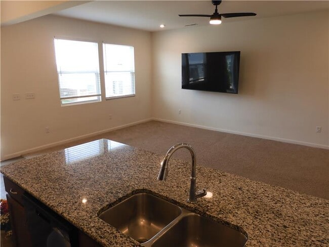 Building Photo - 4208 Aine Dr