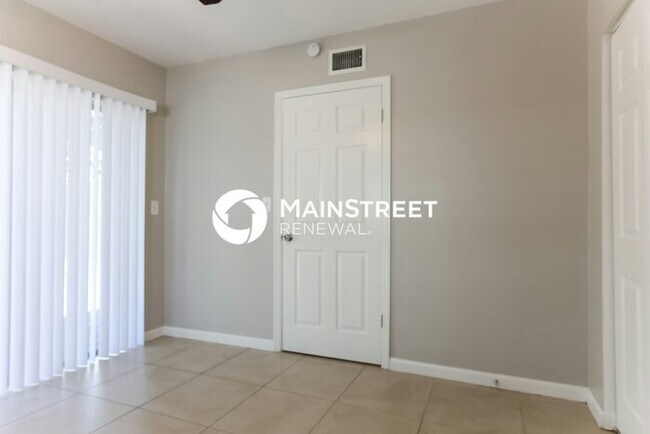 Building Photo - 3 Bedroom Pet-Friendly Home in Lauderhill, FL with Main Street Renewal