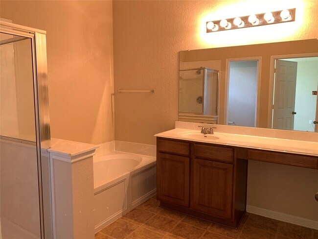 Building Photo - 1480 Stone Rim Loop