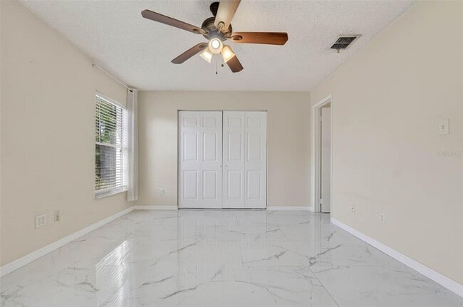 Building Photo - 10659 Windsor Ct