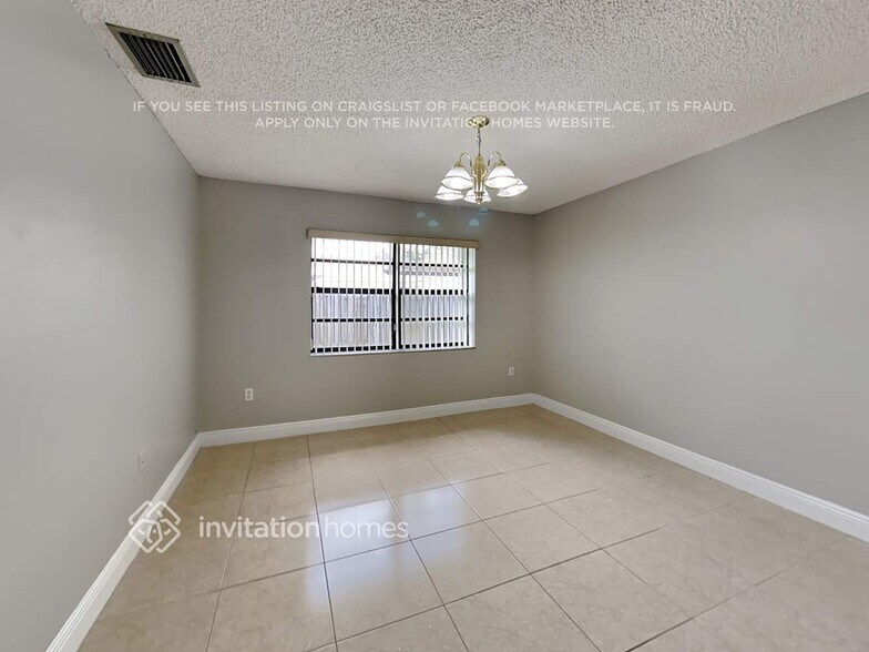 Building Photo - 11295 SW 55th Pl