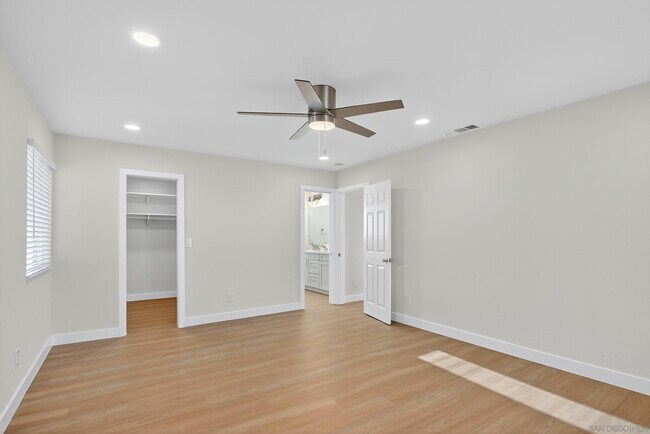Building Photo - 4060 Rosarita Dr