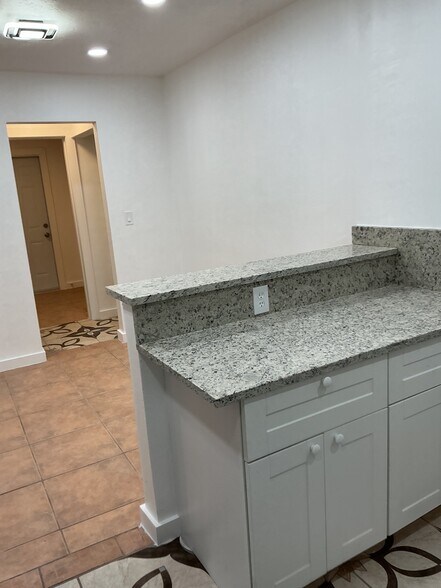 Building Photo - 11405 SW 148th St