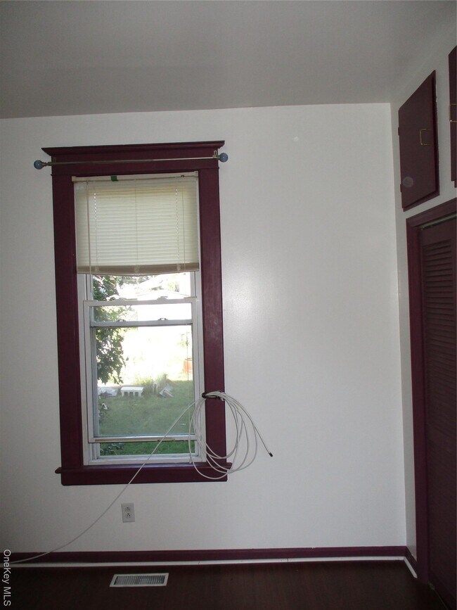 Building Photo - 33 Bay View Terrace