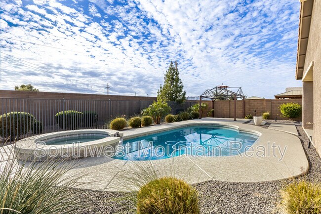 Building Photo - 21399 E Estrella Ct