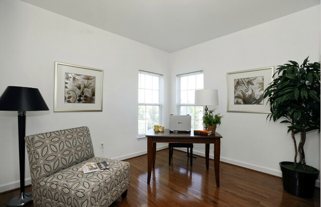 Building Photo - 11401 Crownwood Ln