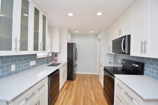 Building Photo - 7293 Chetbert Dr