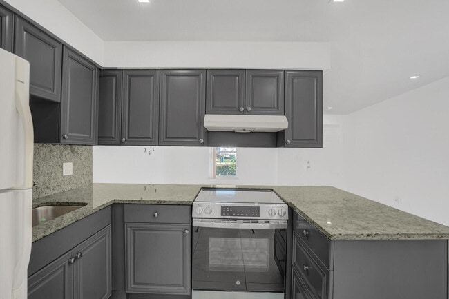 Building Photo - 4326 Barbridge Rd