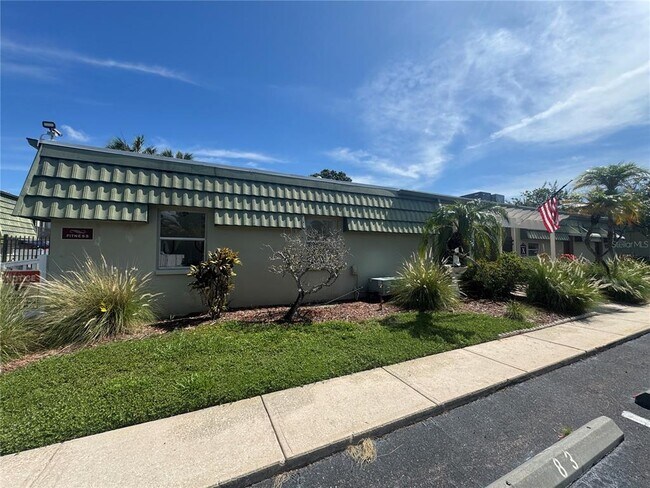 Building Photo - 1799 N Highland Ave