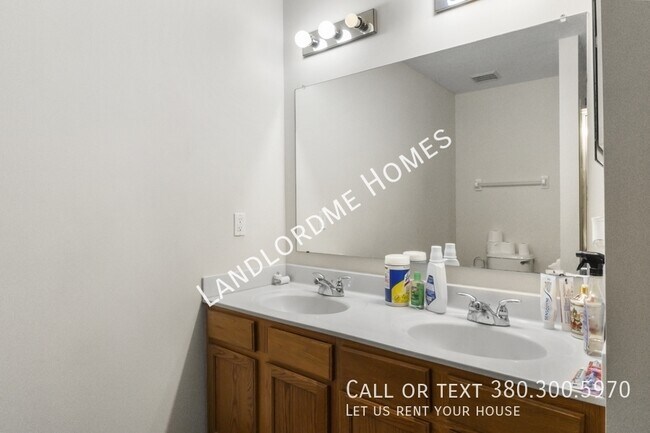 Building Photo - 3034 Wyndburgh Dr