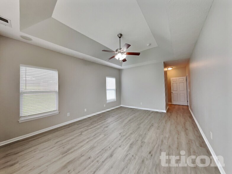 Building Photo - 1030 Ryan Ct