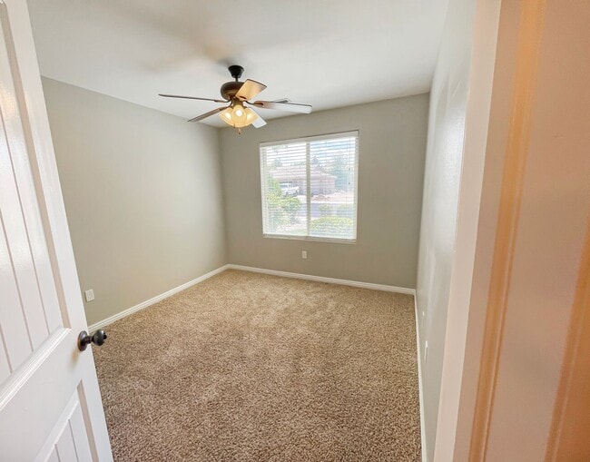 Building Photo - 1228 W 200 N