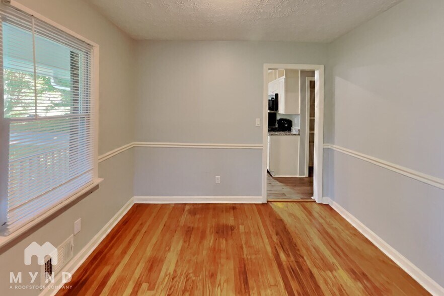 Building Photo - 355 Kemolay Rd SW