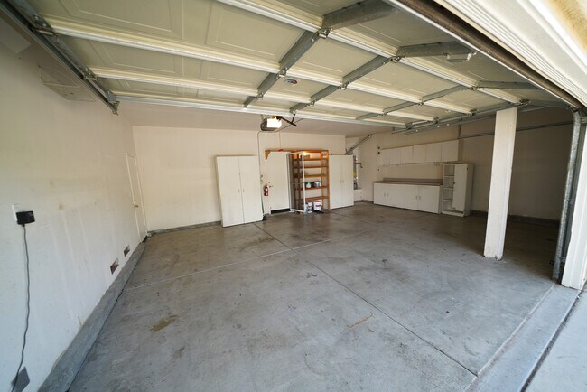 Building Photo - 29070 St Tropez Pl