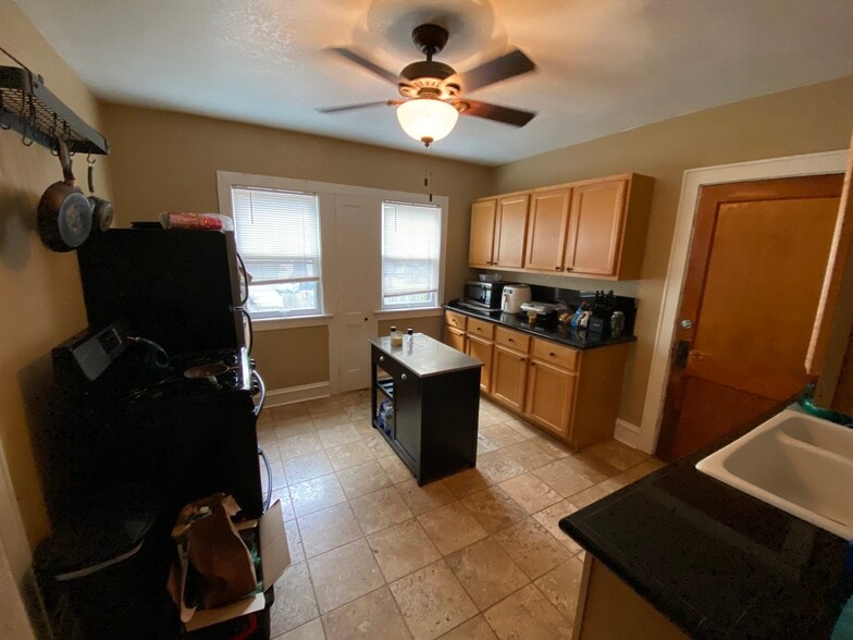 Kitchen - 2143 N 67th St