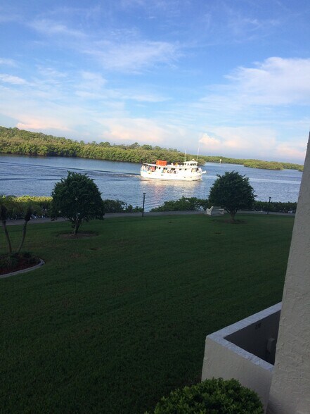 Building Photo - 8150 Brent St