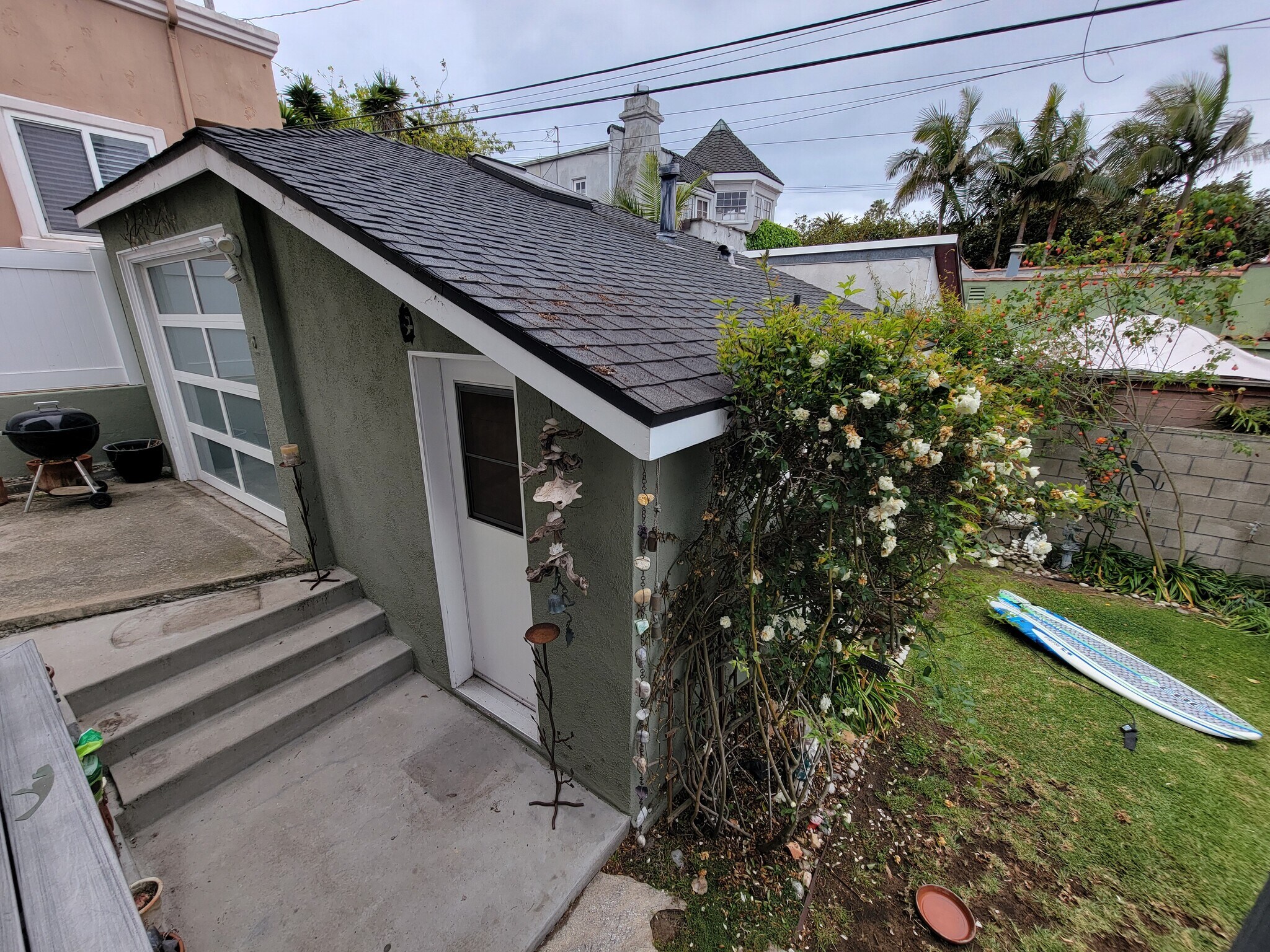 Building Photo - 410 Miramar Dr