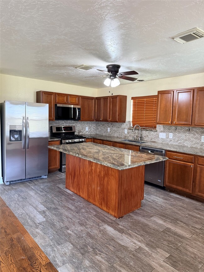 Building Photo - 7222 Liberty Ridge Ln