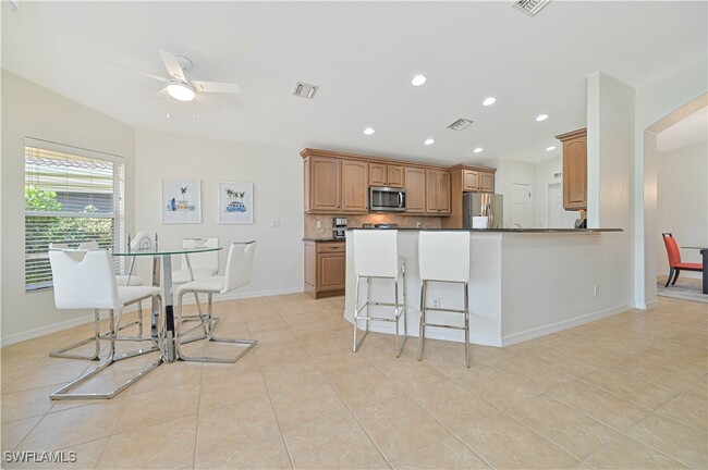 Building Photo - 9323 La Bianco St