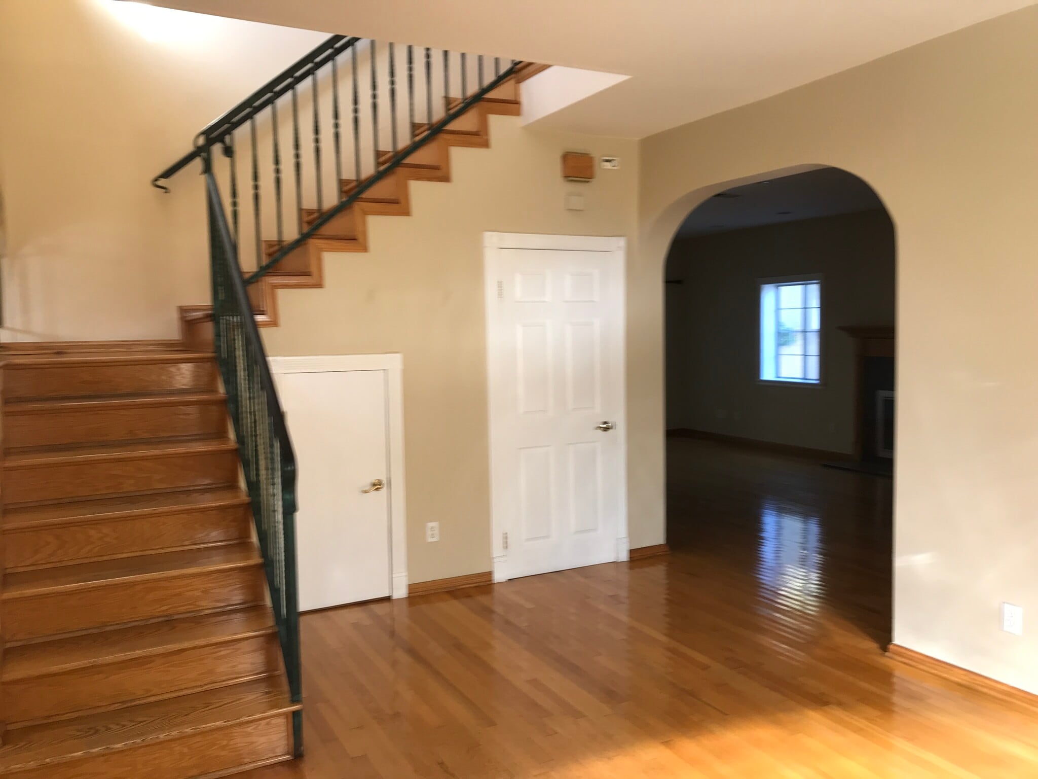 storage and 1/2 bathroom - 1304 Mackay Ln