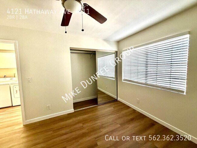 Building Photo - 4121 Hathaway Ave