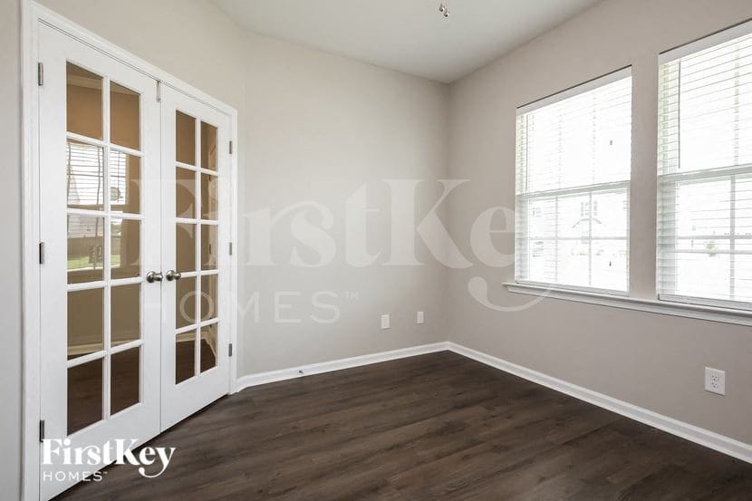 Building Photo - 235 Firewheel Ct