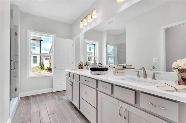 Building Photo - 6290 Bracken Brown Dr