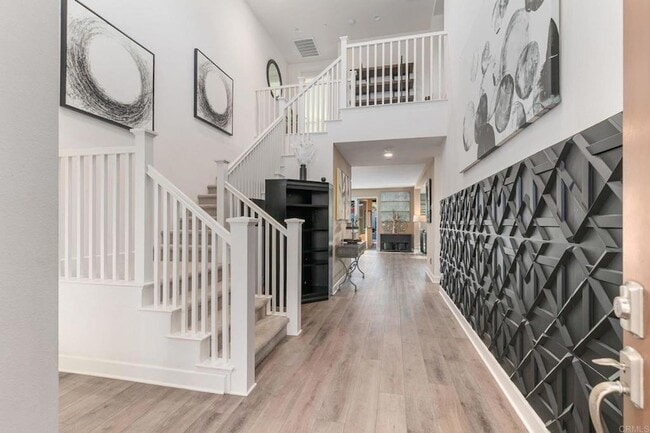 Building Photo - 1316 Vista Ave