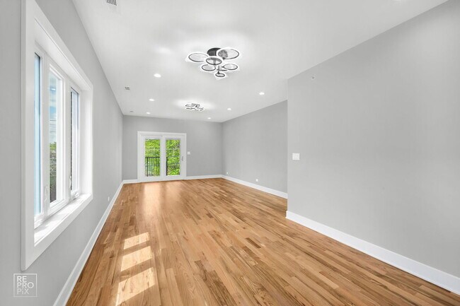 Building Photo - 8734 Kimball Ave