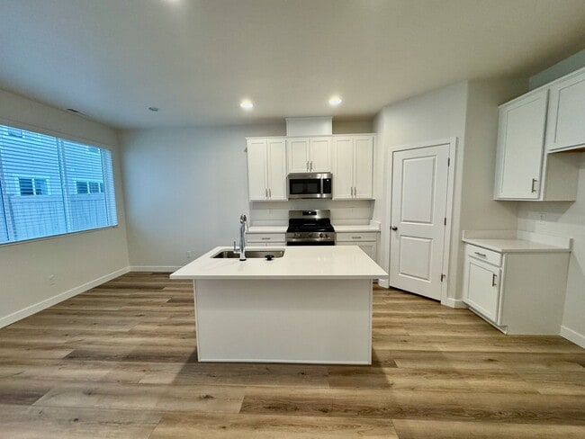 Building Photo - Brand New - Ready For You!