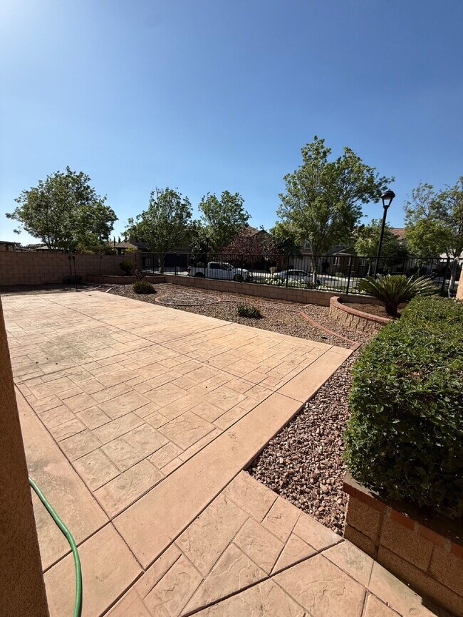 Building Photo - This beautiful home is on corner lot and with energy efficient features including solar.  New flo...