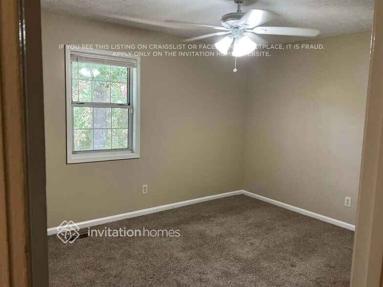 Building Photo - 4032 Cindy Dr