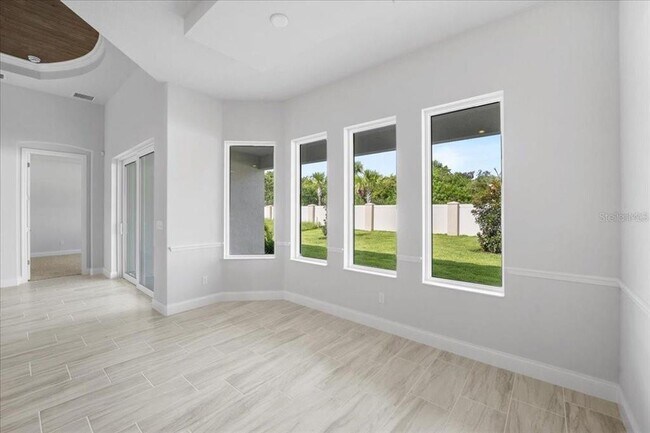 Building Photo - 60 Del Palma Dr