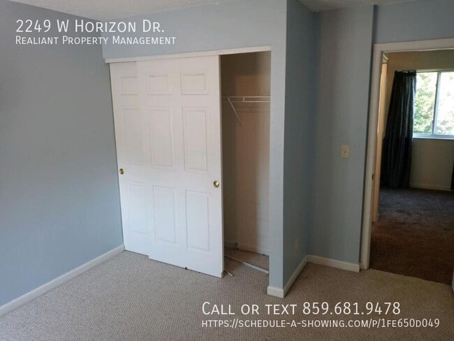 Building Photo - 2249 W Horizon Dr